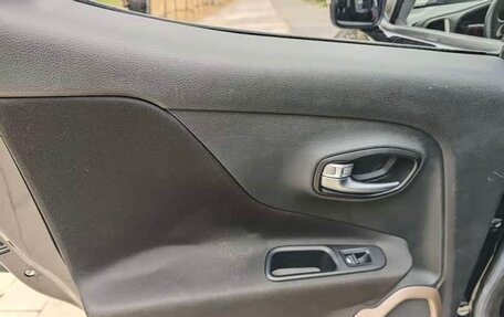 Jeep Renegade I рестайлинг, 2017 год, 1 170 000 рублей, 7 фотография