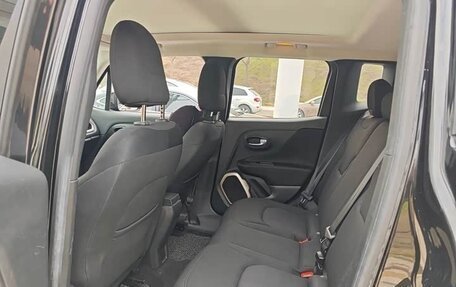 Jeep Renegade I рестайлинг, 2017 год, 1 170 000 рублей, 10 фотография