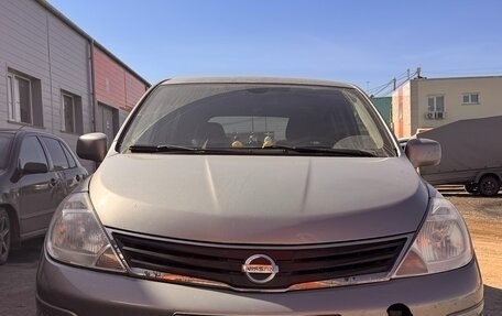 Nissan Tiida, 2010 год, 650 000 рублей, 1 фотография