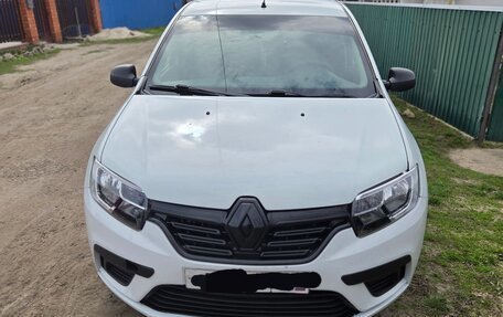 Renault Logan II, 2019 год, 850 000 рублей, 1 фотография