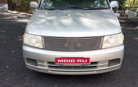 Nissan Bassara, 2001 год, 590 000 рублей, 1 фотография