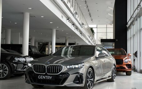 BMW 5 серия, 2025 год, 8 700 000 рублей, 1 фотография