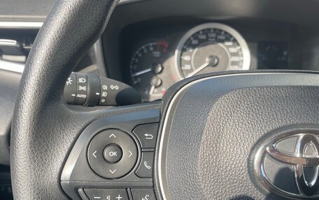 Toyota Corolla, 2022 год, 2 300 000 рублей, 11 фотография