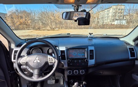 Mitsubishi Outlander III рестайлинг 3, 2011 год, 1 450 000 рублей, 10 фотография