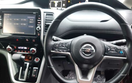 Nissan Serena IV, 2016 год, 1 755 000 рублей, 13 фотография