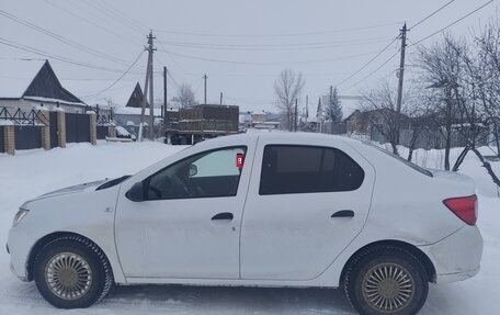 Renault Logan II, 2019 год, 545 000 рублей, 4 фотография