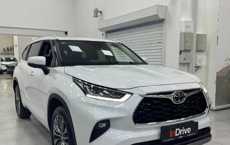 Toyota Highlander, 2026 год, 5 900 000 рублей, 3 фотография