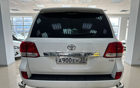 Toyota Land Cruiser 200, 2011 год, 3 100 000 рублей, 5 фотография