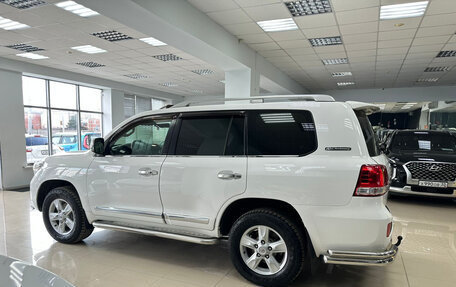 Toyota Land Cruiser 200, 2011 год, 3 100 000 рублей, 7 фотография