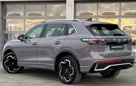 Volkswagen Tiguan, 2024 год, 6 070 000 рублей, 5 фотография