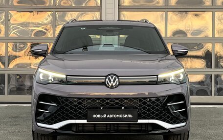 Volkswagen Tiguan, 2024 год, 6 070 000 рублей, 2 фотография