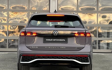 Volkswagen Tiguan, 2024 год, 6 070 000 рублей, 6 фотография