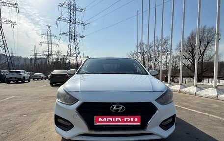Hyundai Solaris II рестайлинг, 2018 год, 790 000 рублей, 1 фотография