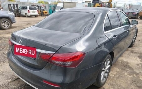 Mercedes-Benz E-Класс, 2020 год, 3 654 000 рублей, 4 фотография