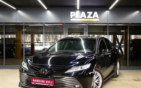 Toyota Camry, 2021 год, 2 879 000 рублей, 1 фотография