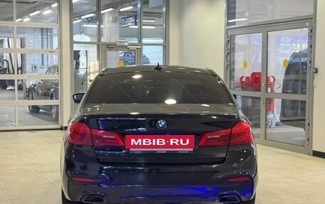 BMW 5 серия, 2019 год, 3 687 000 рублей, 4 фотография