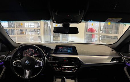 BMW 5 серия, 2019 год, 3 687 000 рублей, 11 фотография