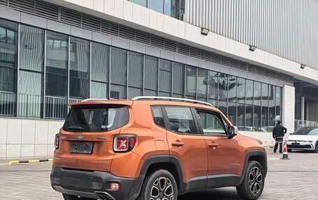 Jeep Renegade I рестайлинг, 2017 год, 1 450 000 рублей, 6 фотография
