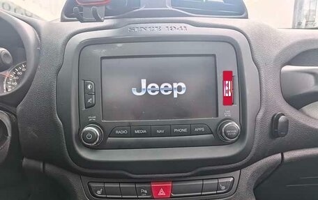 Jeep Renegade I рестайлинг, 2017 год, 1 450 000 рублей, 12 фотография