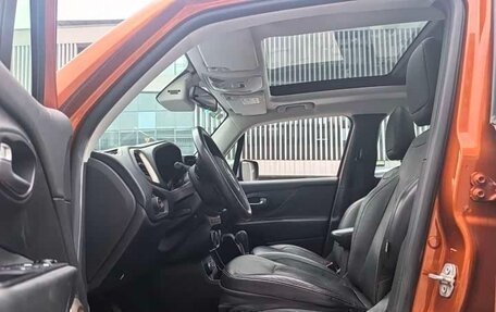 Jeep Renegade I рестайлинг, 2017 год, 1 450 000 рублей, 17 фотография