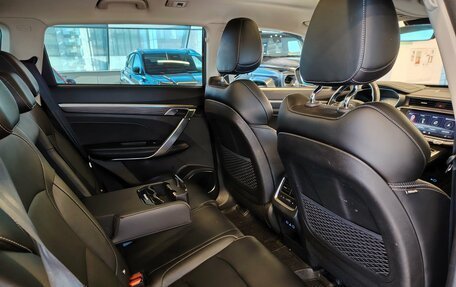 Geely Atlas, 2023 год, 1 685 000 рублей, 8 фотография