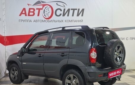 Chevrolet Niva I рестайлинг, 2017 год, 810 000 рублей, 5 фотография