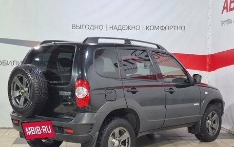 Chevrolet Niva I рестайлинг, 2017 год, 810 000 рублей, 7 фотография