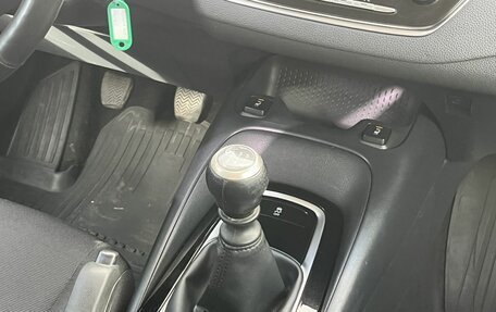 Toyota Corolla, 2019 год, 1 700 000 рублей, 14 фотография