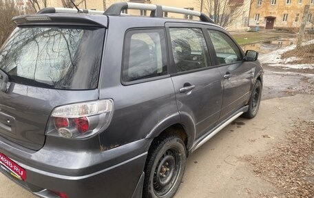 Mitsubishi Outlander III рестайлинг 3, 2007 год, 370 000 рублей, 4 фотография