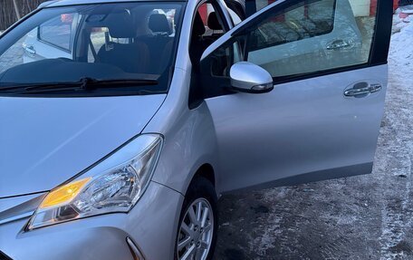 Toyota Vitz, 2018 год, 820 000 рублей, 5 фотография