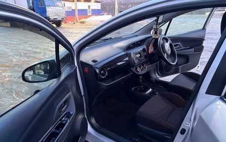 Toyota Vitz, 2018 год, 820 000 рублей, 13 фотография