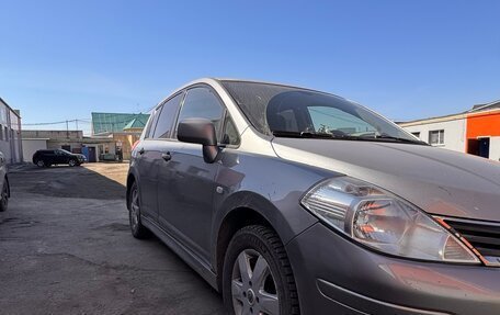 Nissan Tiida, 2010 год, 650 000 рублей, 2 фотография