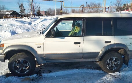 Mitsubishi Pajero III рестайлинг, 1995 год, 200 000 рублей, 2 фотография