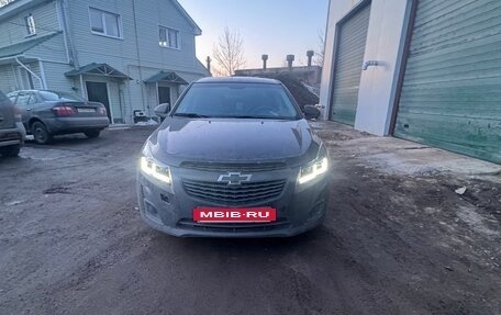 Chevrolet Cruze II, 2013 год, 800 000 рублей, 3 фотография