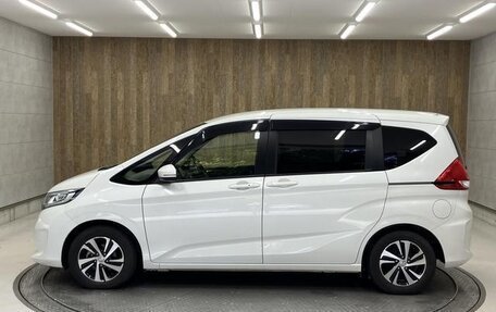 Honda Freed II, 2019 год, 1 090 000 рублей, 7 фотография