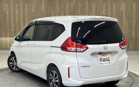 Honda Freed II, 2019 год, 1 090 000 рублей, 6 фотография
