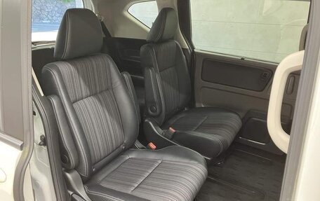 Honda Freed II, 2019 год, 1 090 000 рублей, 14 фотография