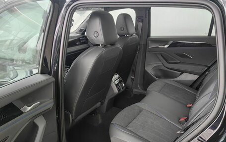 Volkswagen Tiguan, 2025 год, 5 090 000 рублей, 10 фотография