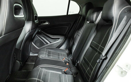 Mercedes-Benz GLA, 2016 год, 1 999 700 рублей, 10 фотография