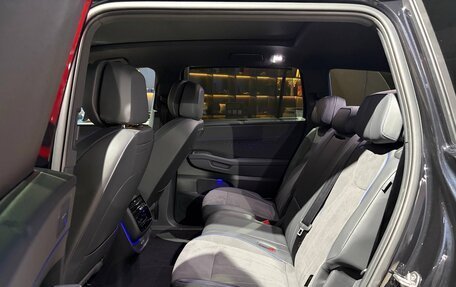 Volkswagen Teramont, 2025 год, 5 966 900 рублей, 13 фотография