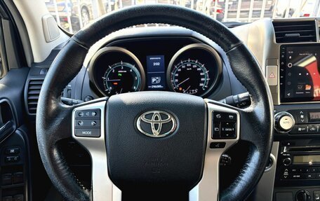 Toyota Land Cruiser Prado 150 рестайлинг 2, 2010 год, 2 400 000 рублей, 11 фотография