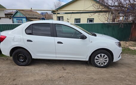 Renault Logan II, 2019 год, 850 000 рублей, 2 фотография