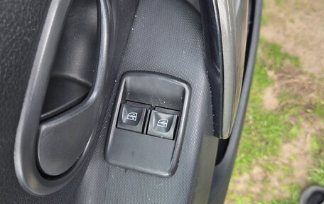 Renault Logan II, 2019 год, 850 000 рублей, 8 фотография