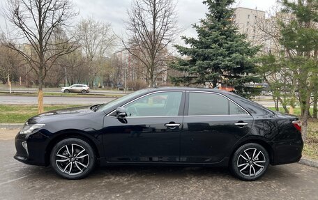 Toyota Camry, 2017 год, 2 600 000 рублей, 5 фотография