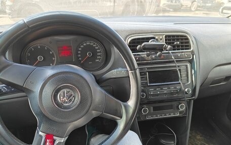 Volkswagen Polo VI (EU Market), 2014 год, 550 000 рублей, 3 фотография