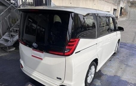 Toyota Noah, 2025 год, 2 680 000 рублей, 8 фотография