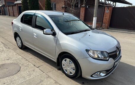 Renault Logan II, 2015 год, 490 000 рублей, 2 фотография