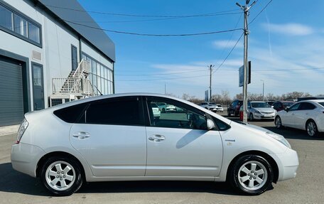 Toyota Prius, 2010 год, 979 000 рублей, 7 фотография