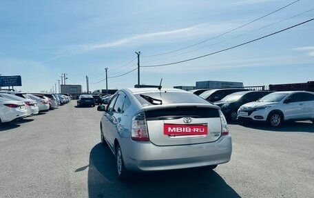 Toyota Prius, 2010 год, 979 000 рублей, 4 фотография