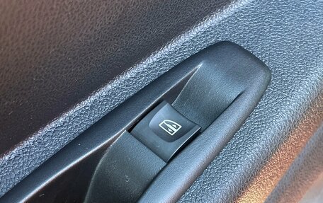 Renault Kaptur I рестайлинг, 2017 год, 1 649 000 рублей, 23 фотография